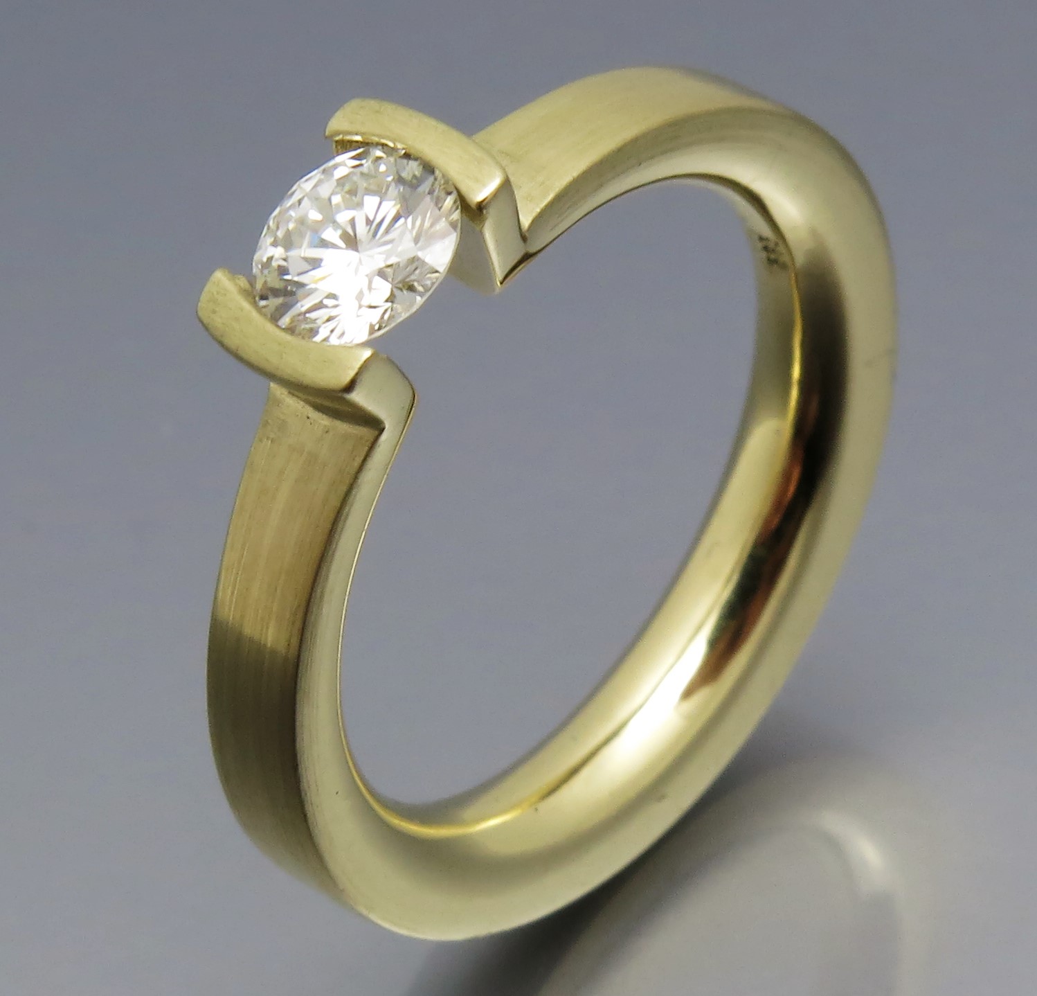 Eleganter Brillant Spannring "Peak" – Bild 4