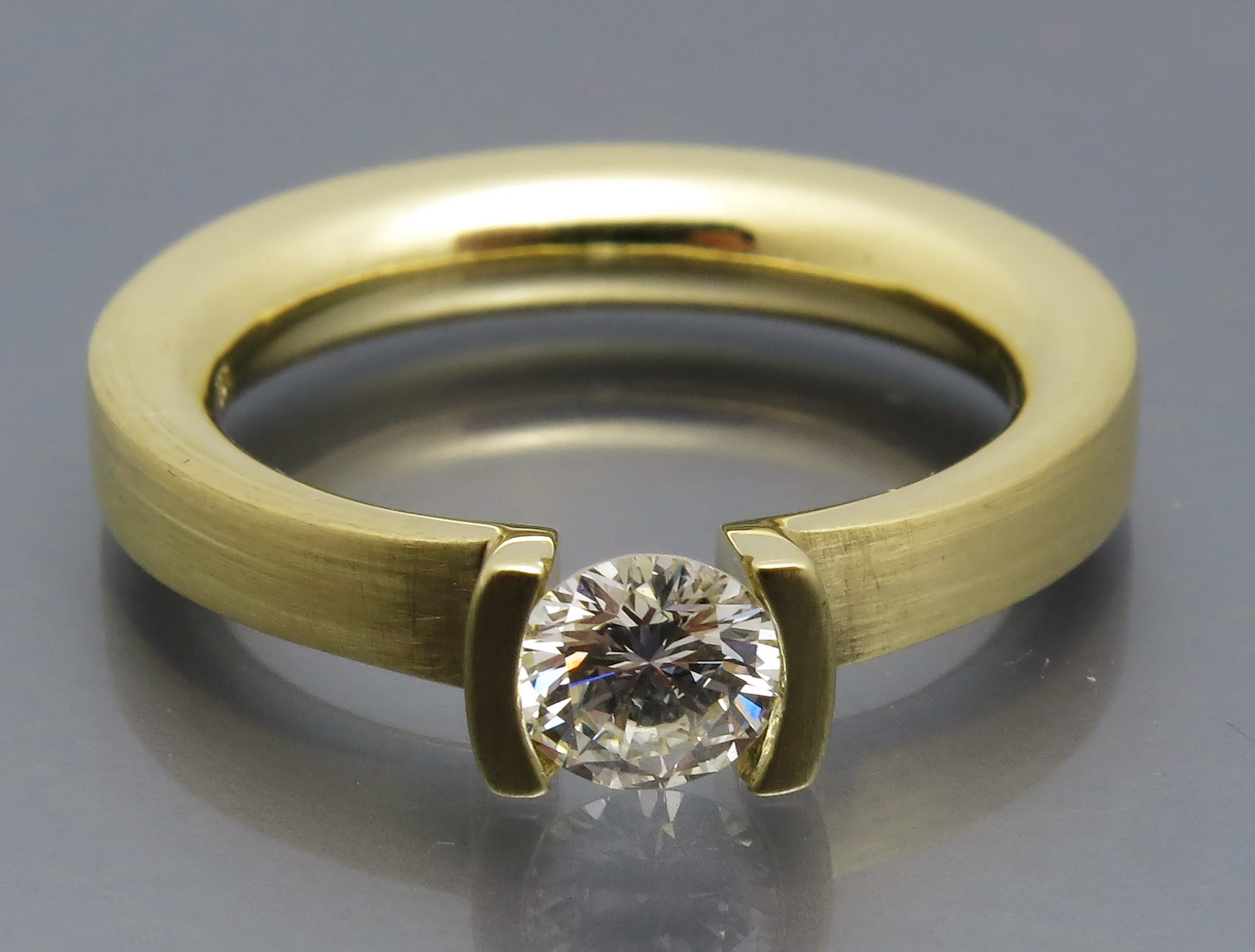 Eleganter Brillant Spannring "Peak" – Bild 2