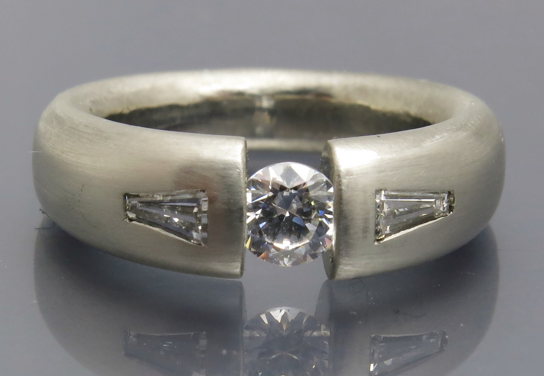 Schicker Diamant Spannring "Verlauf" – Bild 3