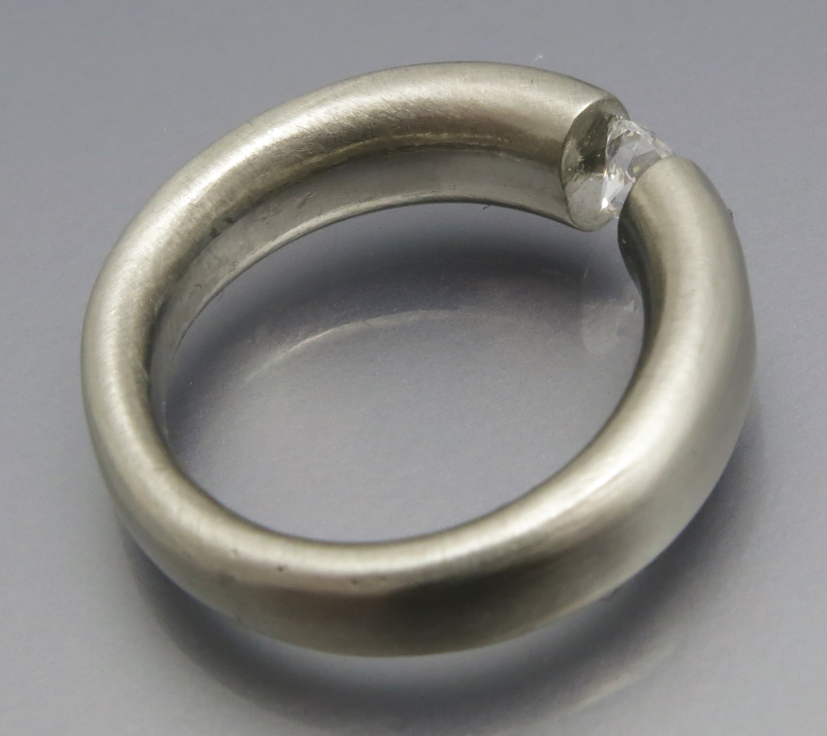 Schicker Diamant Spannring "Verlauf" – Bild 4