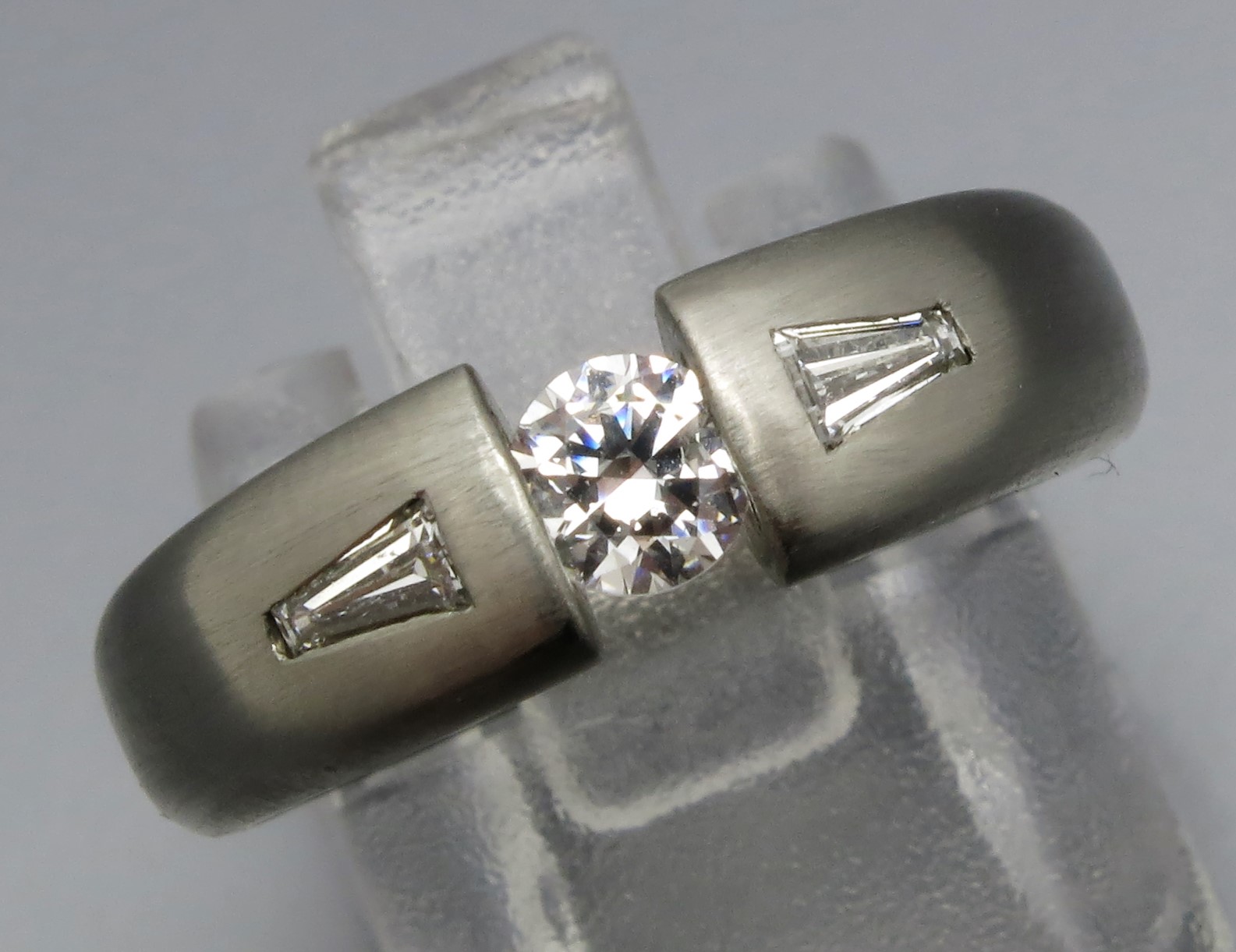 Schicker Diamant Spannring "Verlauf" – Bild 6