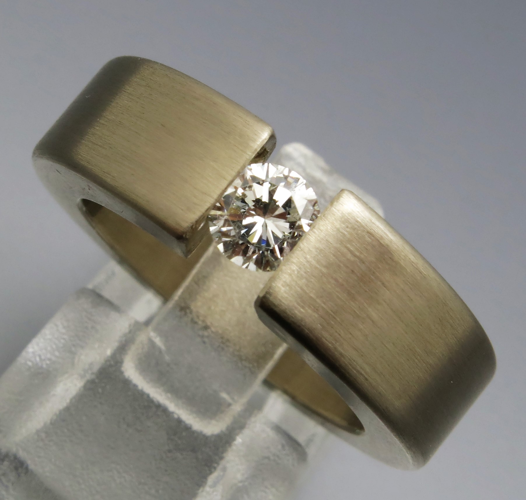 Schwerer Brillant Spannring - Klassiker – Bild 7