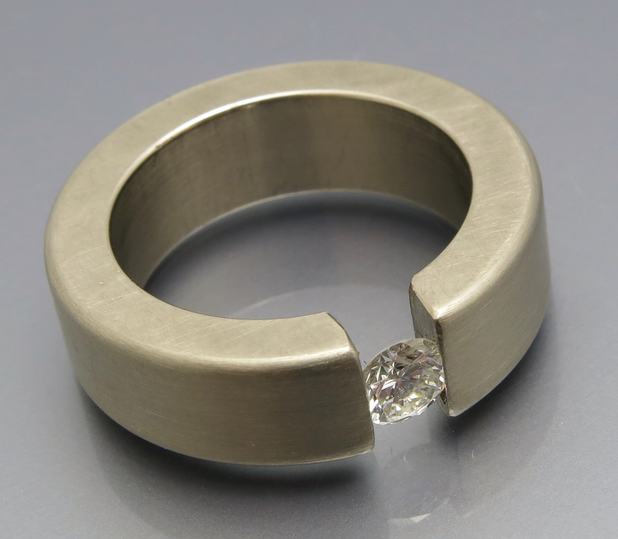 Schwerer Brillant Spannring - Klassiker – Bild 8