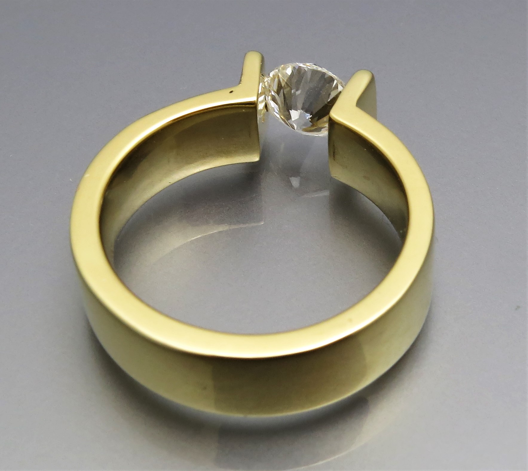 Eleganter Brillant Spannring "Peak" – Bild 5