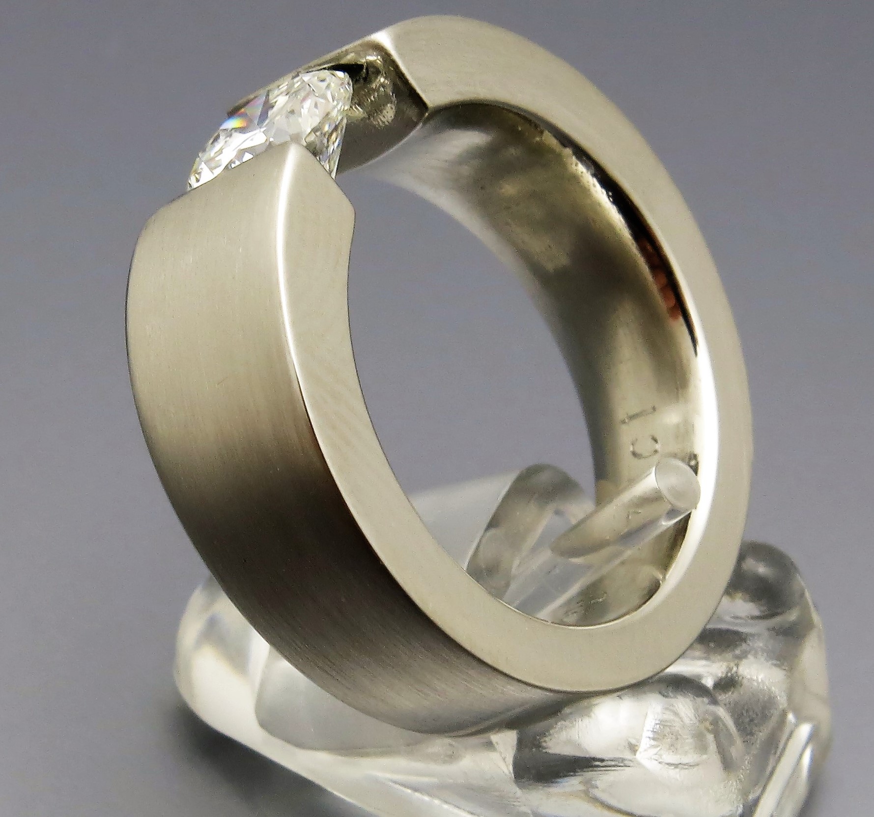 Voluminöser Brillant Spannring "Verlauf" – Bild 5