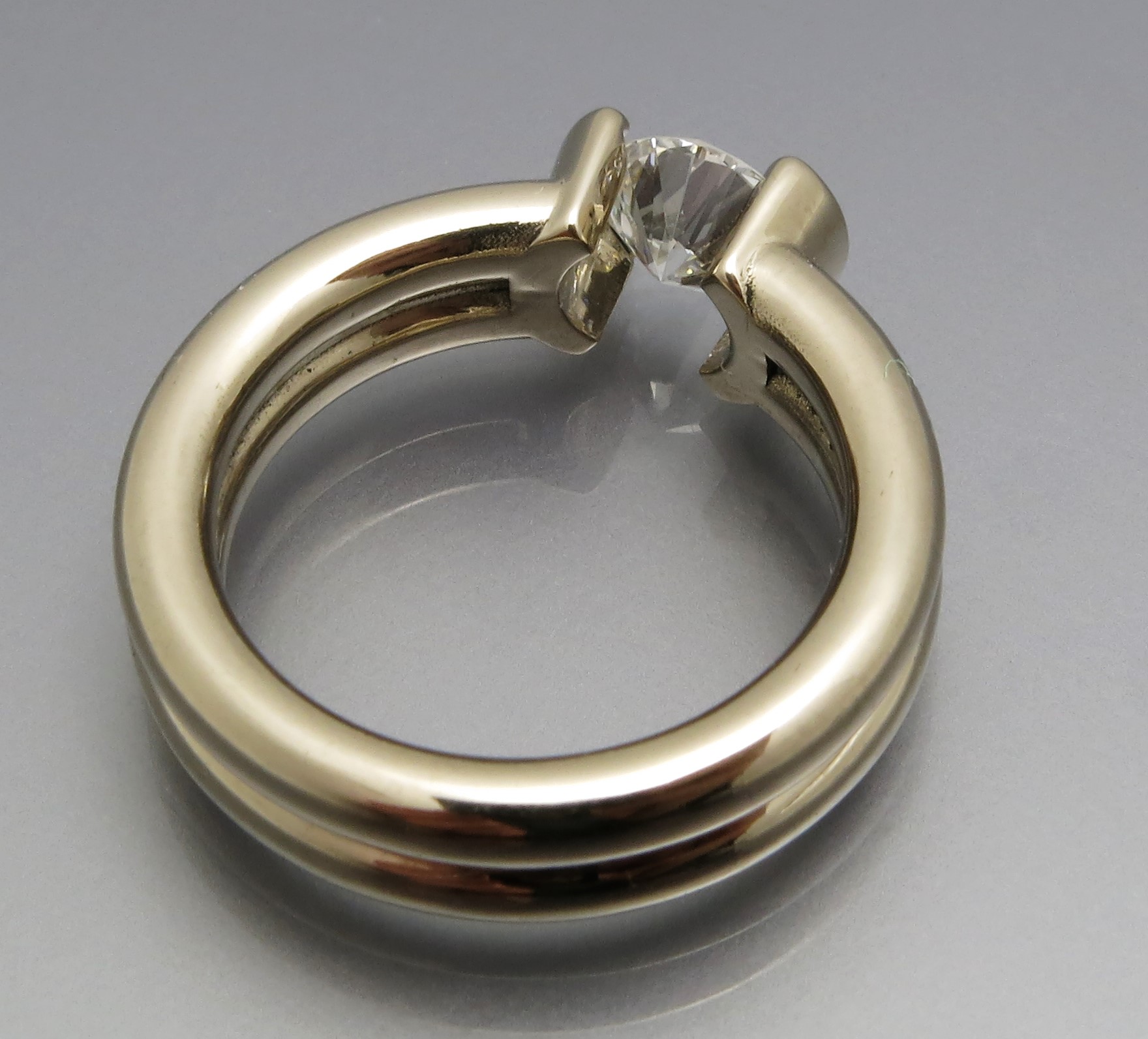 Eleganter Brillant Spannring "Peak" – Bild 5