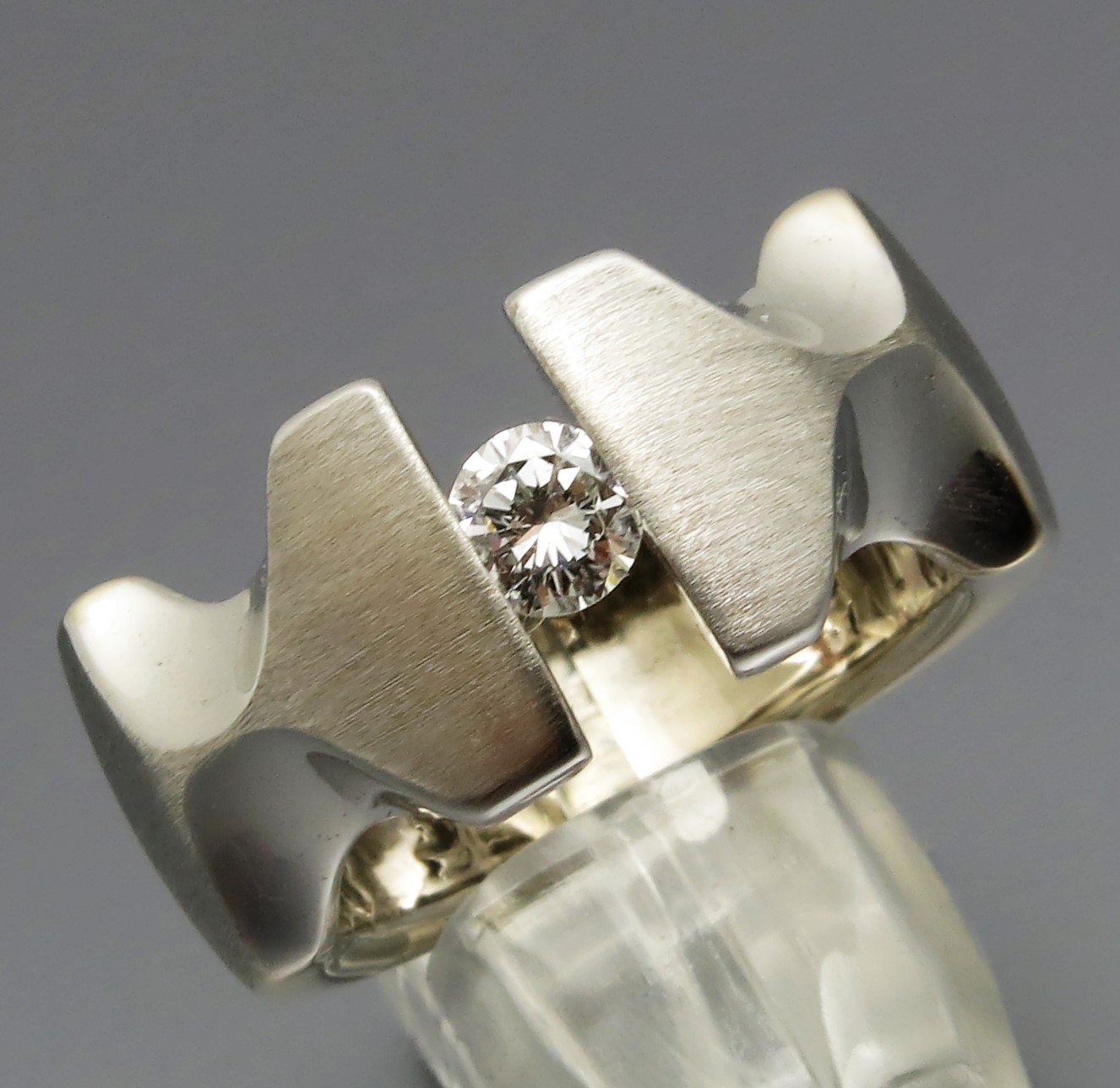 Auffälliger Brillant Spannring "Valley" – Bild 2