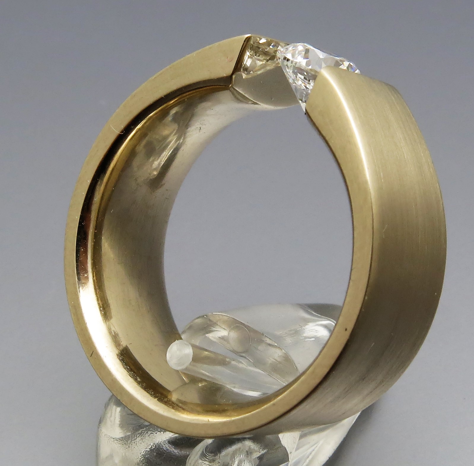 Feinster RIVER D Brillant Spannring – Bild 2
