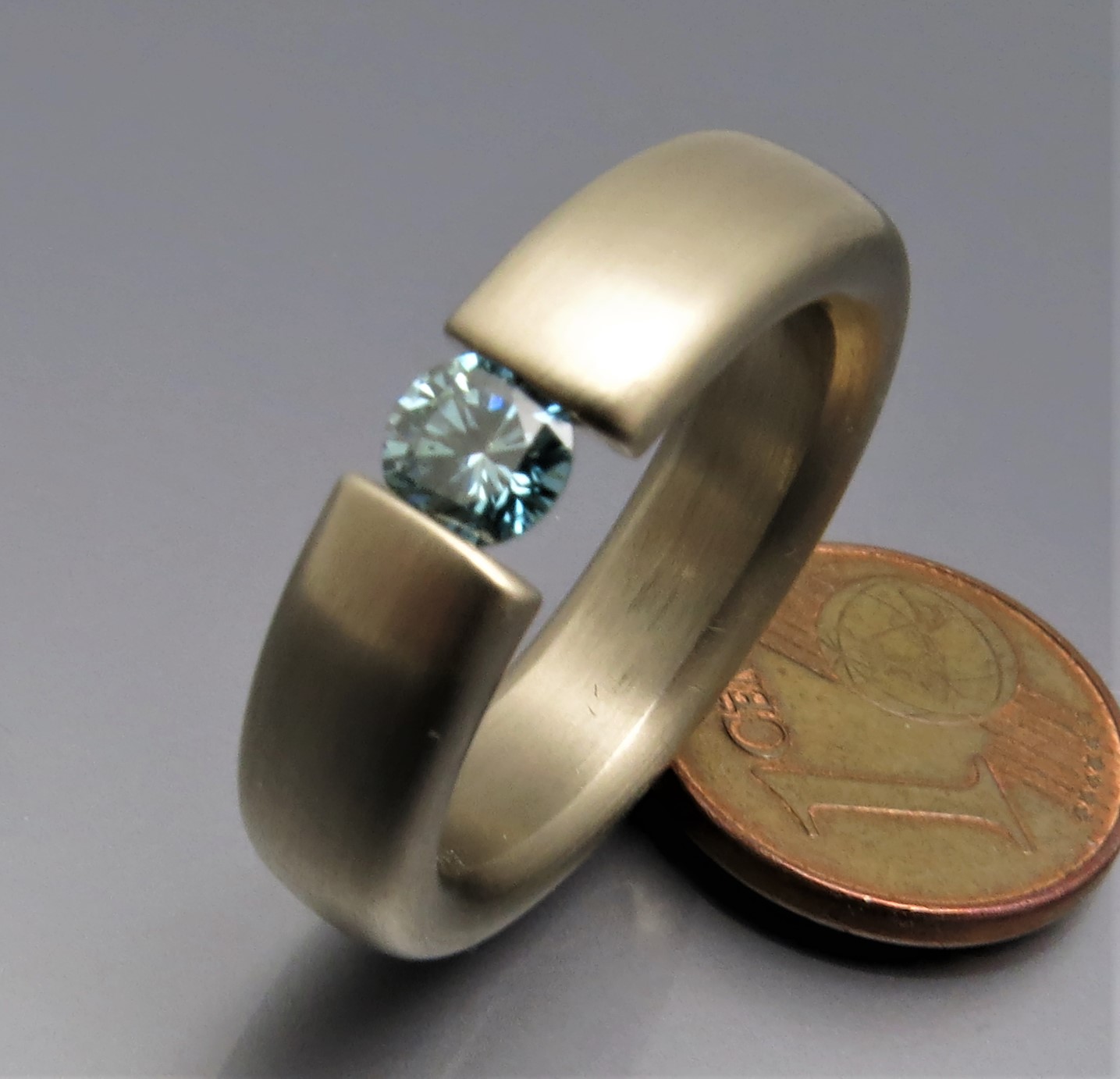 Mächtiger Brillant Spannring "Color" – Bild 4