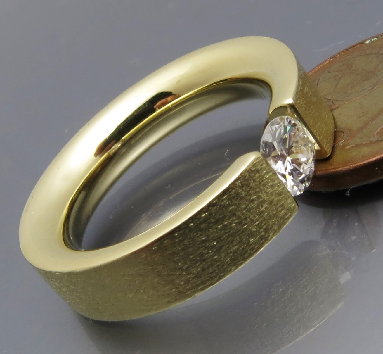 Auffälliger Brillant Spannring "Wave" – Bild 7
