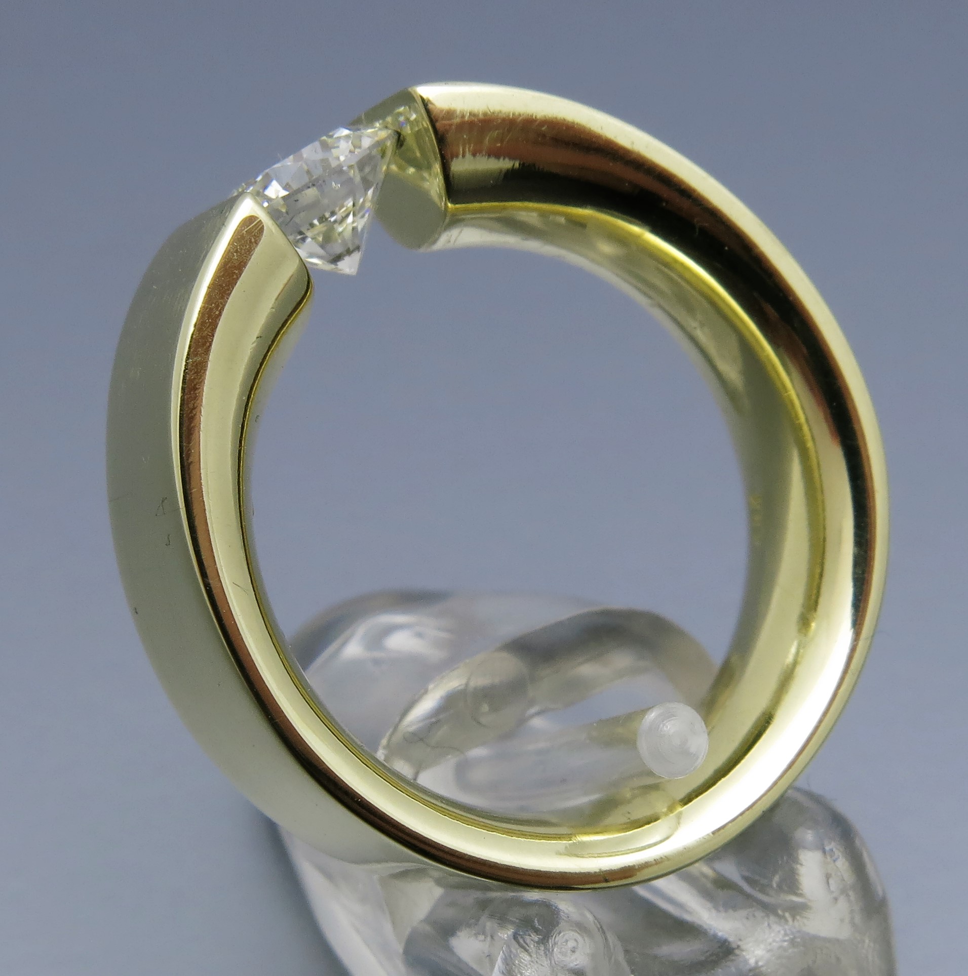Eleganter Brillant Spannring – Bild 2