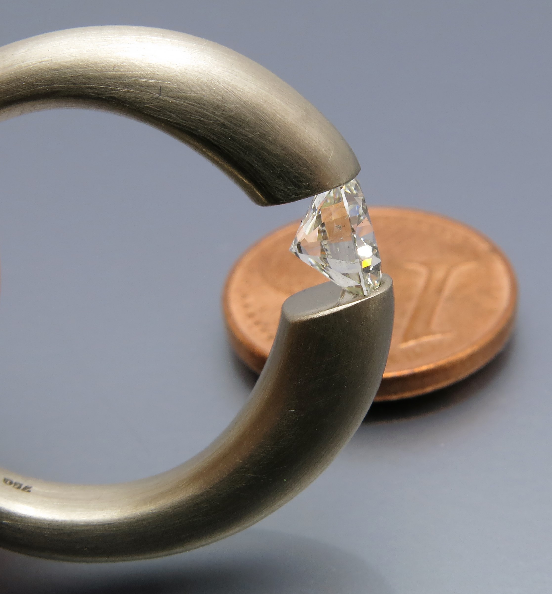 Eleganter Eincaräter Brillant Spannring "Verlauf" – Bild 8