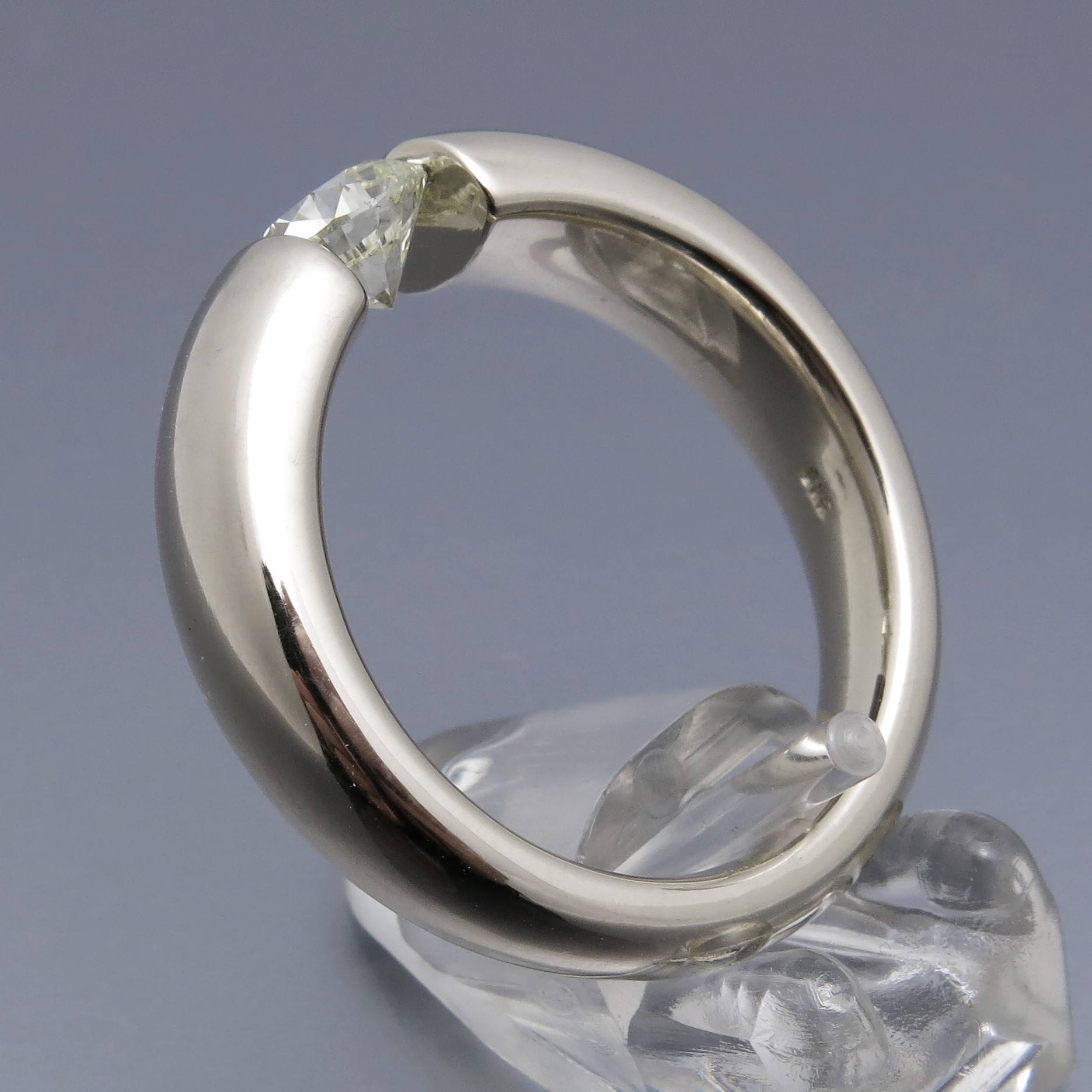 Eleganter Brillant Spannring "Verlauf" – Bild 3