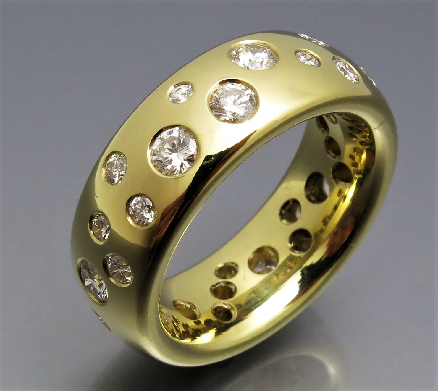 Toller Brillant Ring "Sternenhimmel"