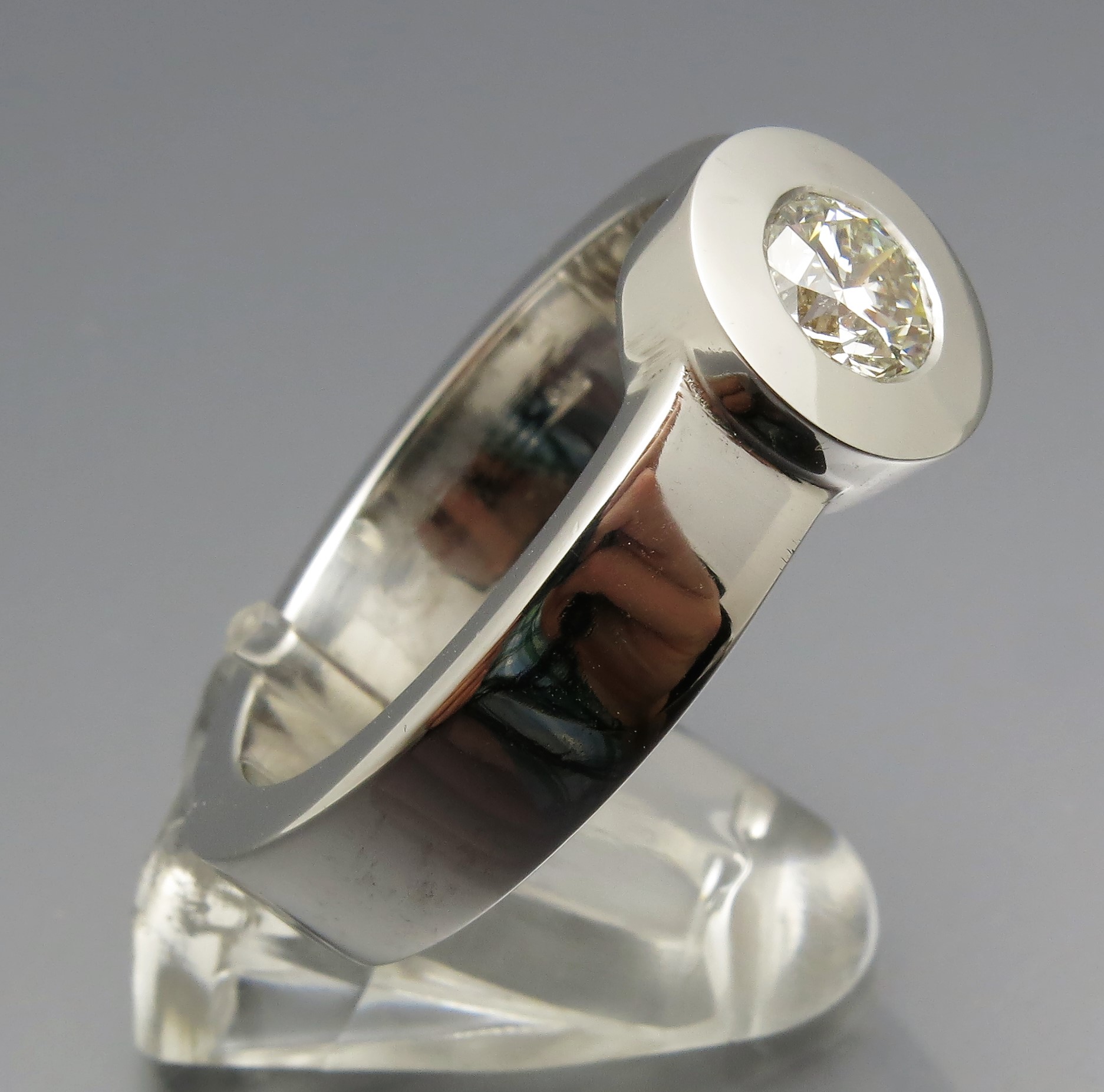Markanter Brillant Solitär Ring – Bild 5