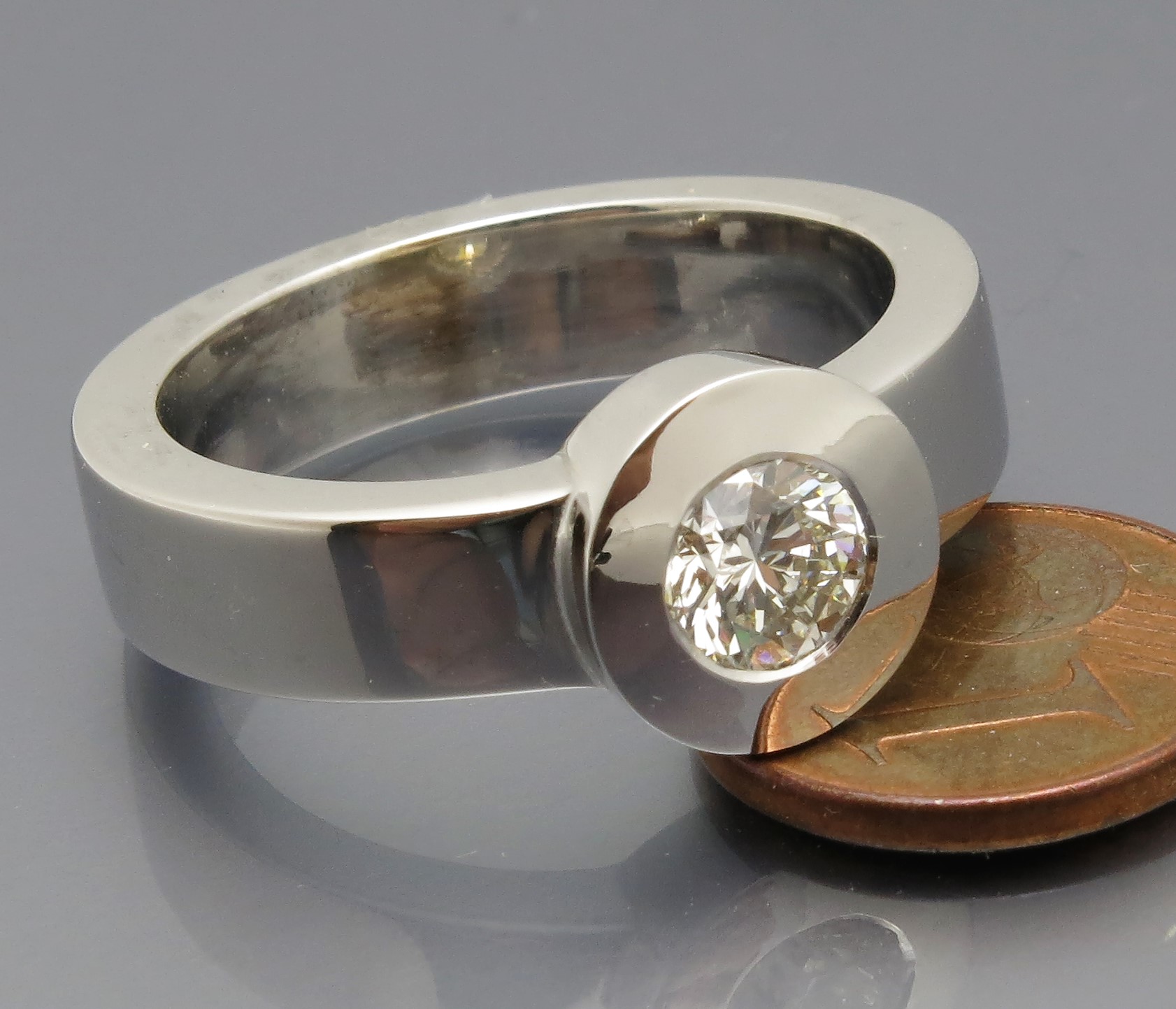 Markanter Brillant Solitär Ring – Bild 9