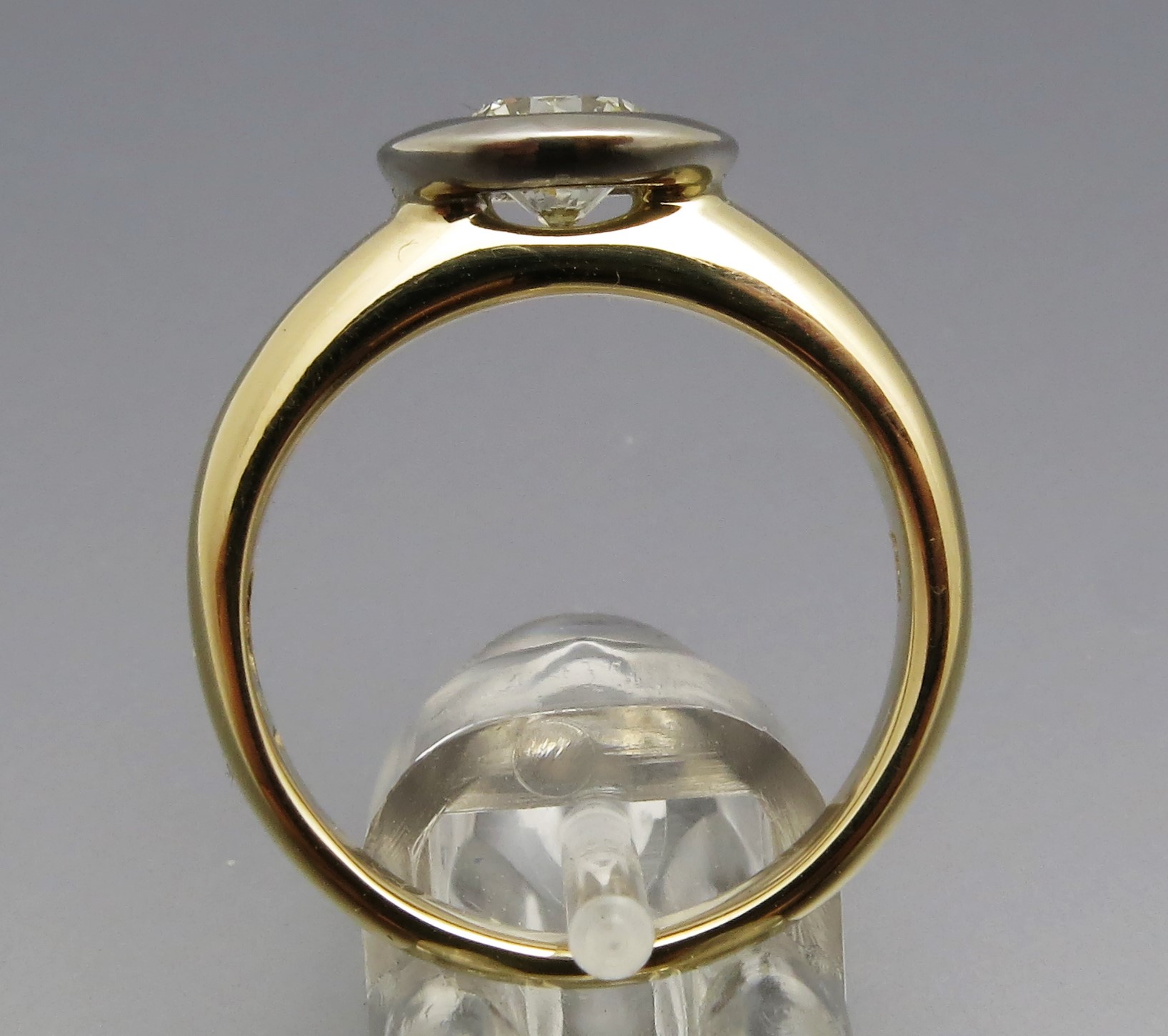 Eleganter Bicolor Solitär Ring – Bild 6
