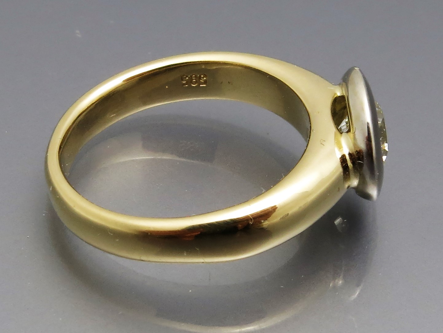 Eleganter Bicolor Solitär Ring – Bild 8