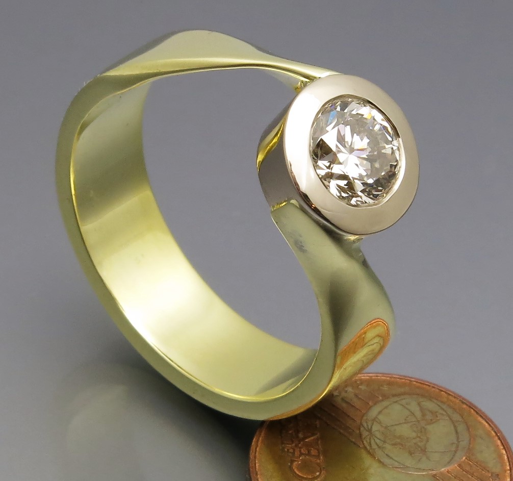 Toller Bicolor Solitär Ring – Bild 11