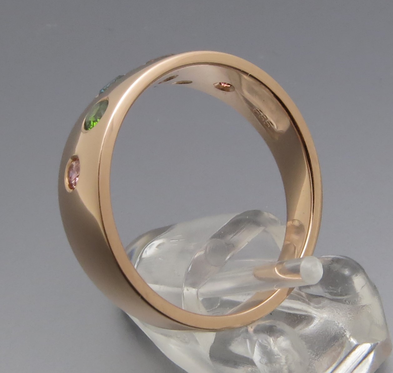 Eleganter Color Brillant Ring – Bild 4