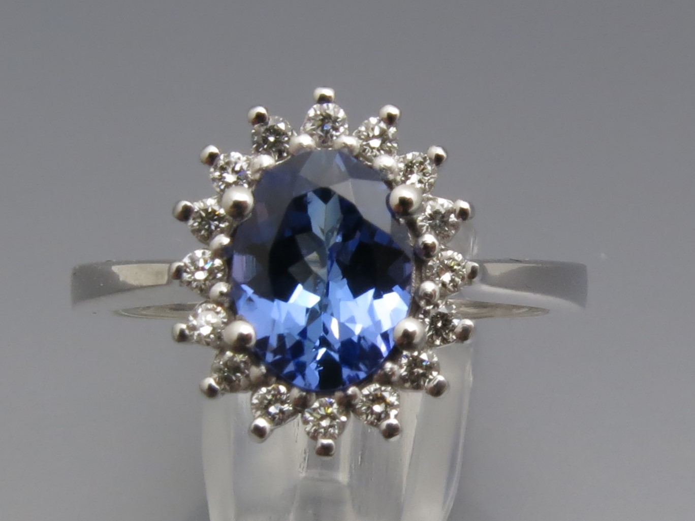 Klasse Tansanit Brillant Ring – Bild 4