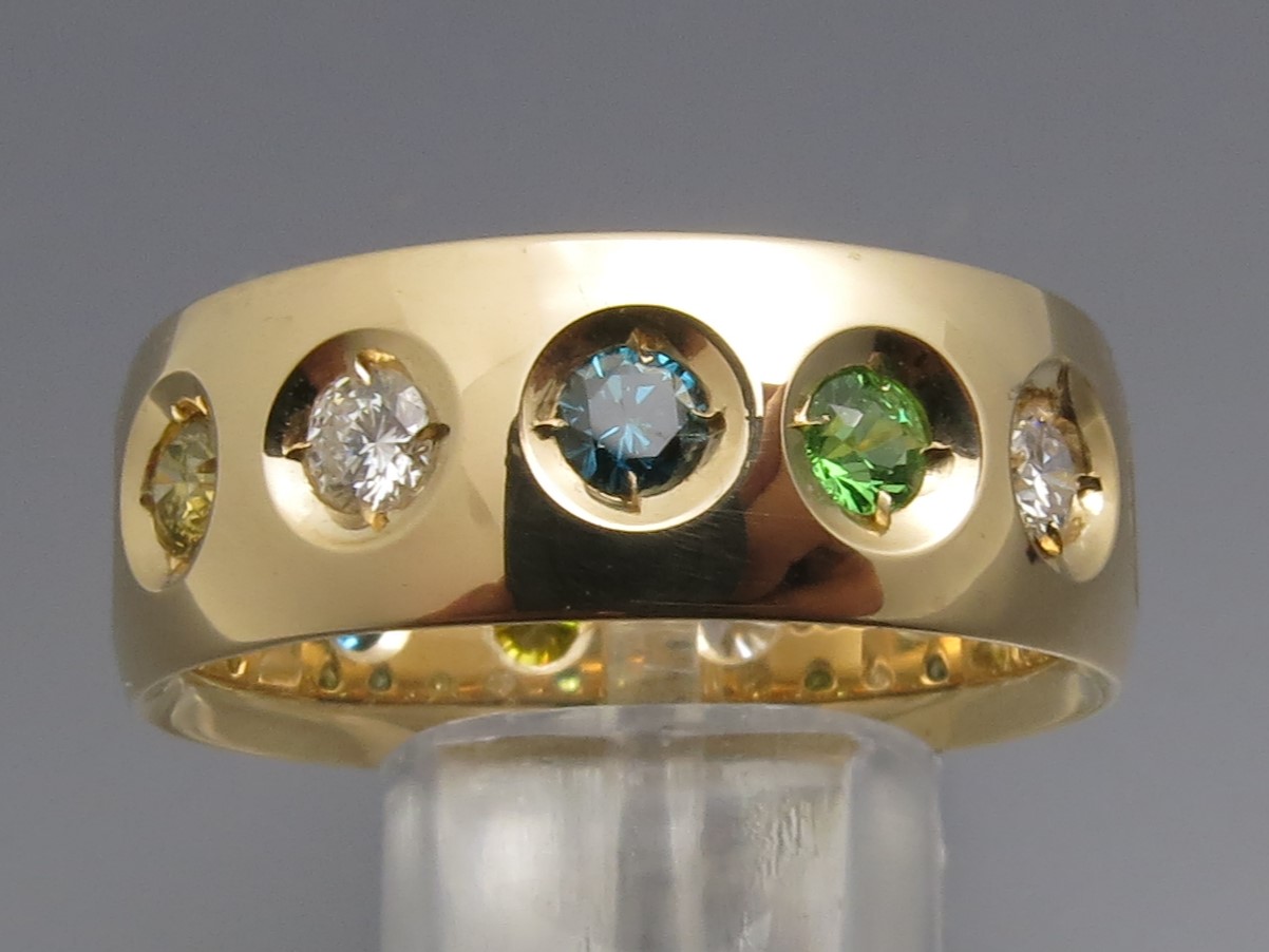 Eleganter Color Brillant Ring – Bild 4