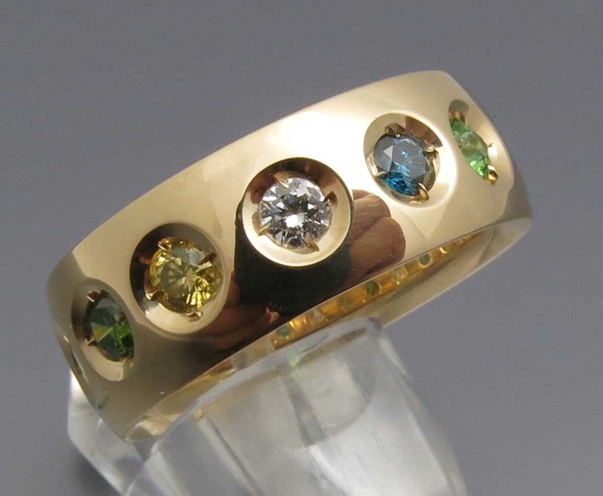 Eleganter Color Brillant Ring – Bild 2