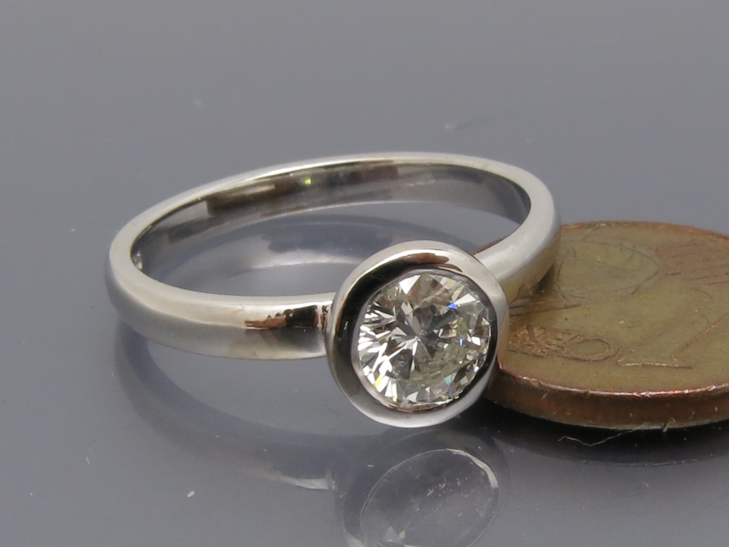 Klassicher Diamant Solitär Ring – Bild 4