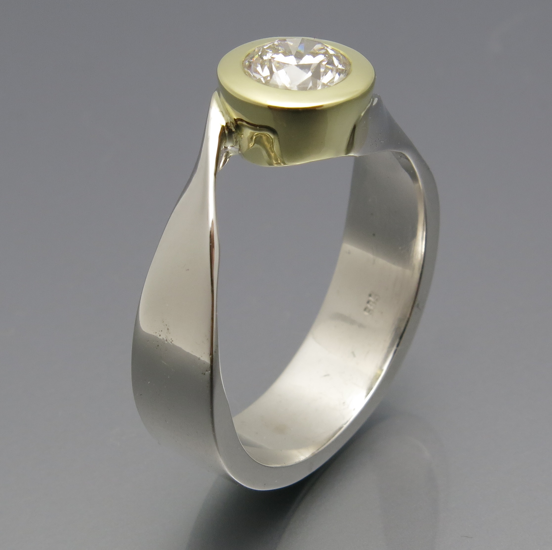 Toller Bicolor Solitär Ring – Bild 8