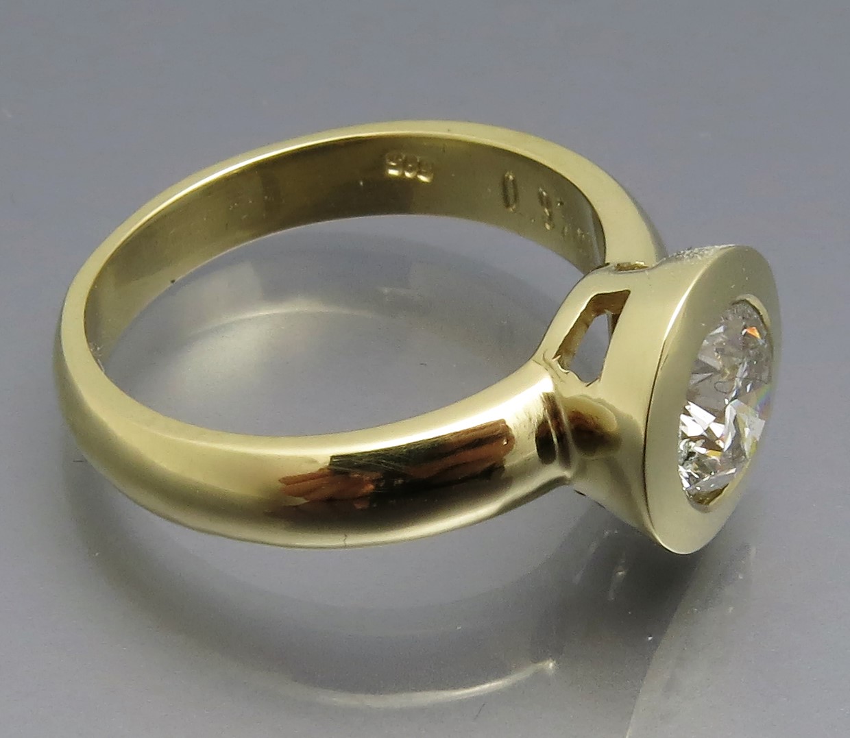Großer Brillant Solitär Ring – Bild 6
