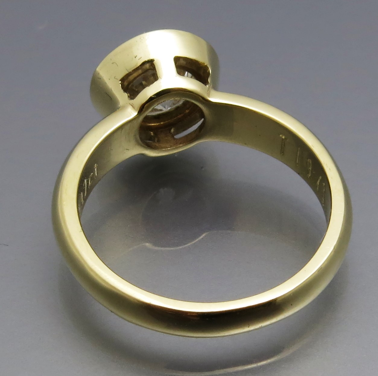 Großer Brillant Solitär Ring – Bild 2