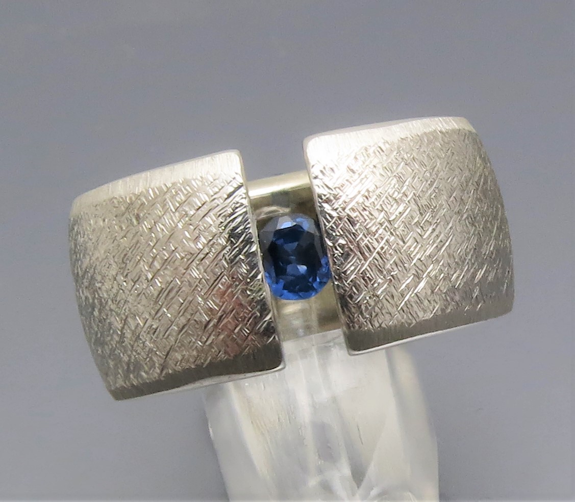 Breiter Safir Spannring "Color" – Bild 3