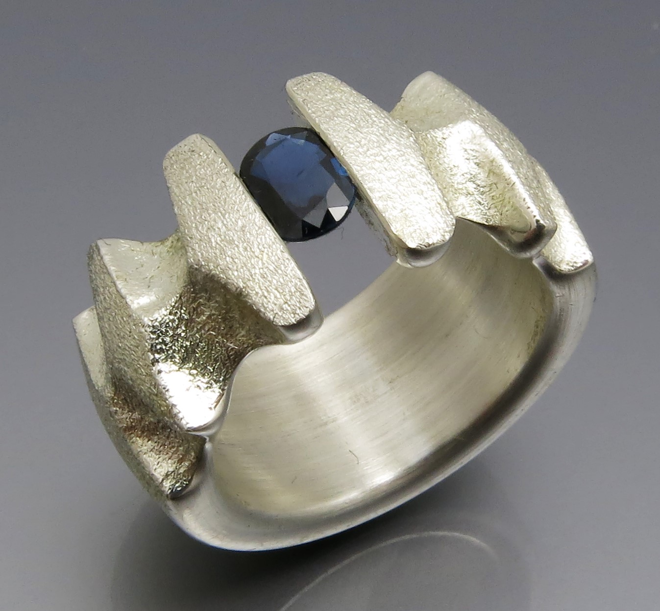 Breiter Safir Spannring "Fields" – Bild 2