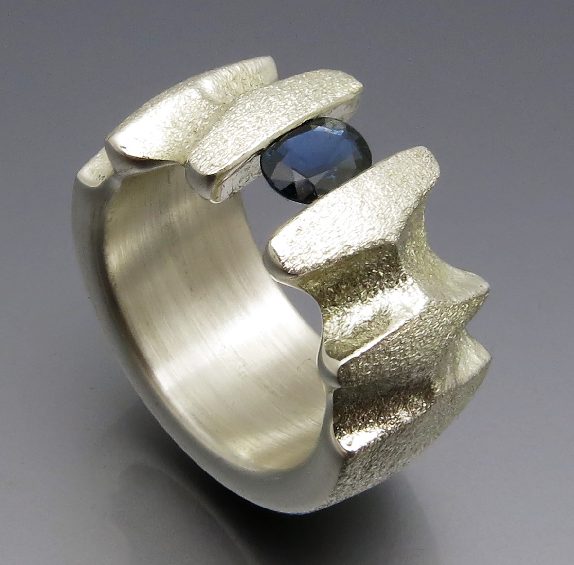 Breiter Safir Spannring "Fields" – Bild 3