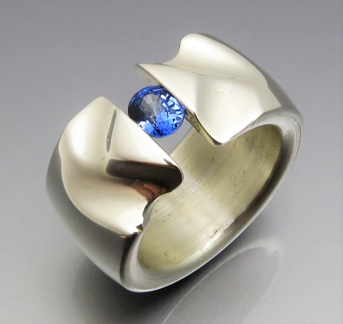 Breiter Safir Spannring "Fields" – Bild 3