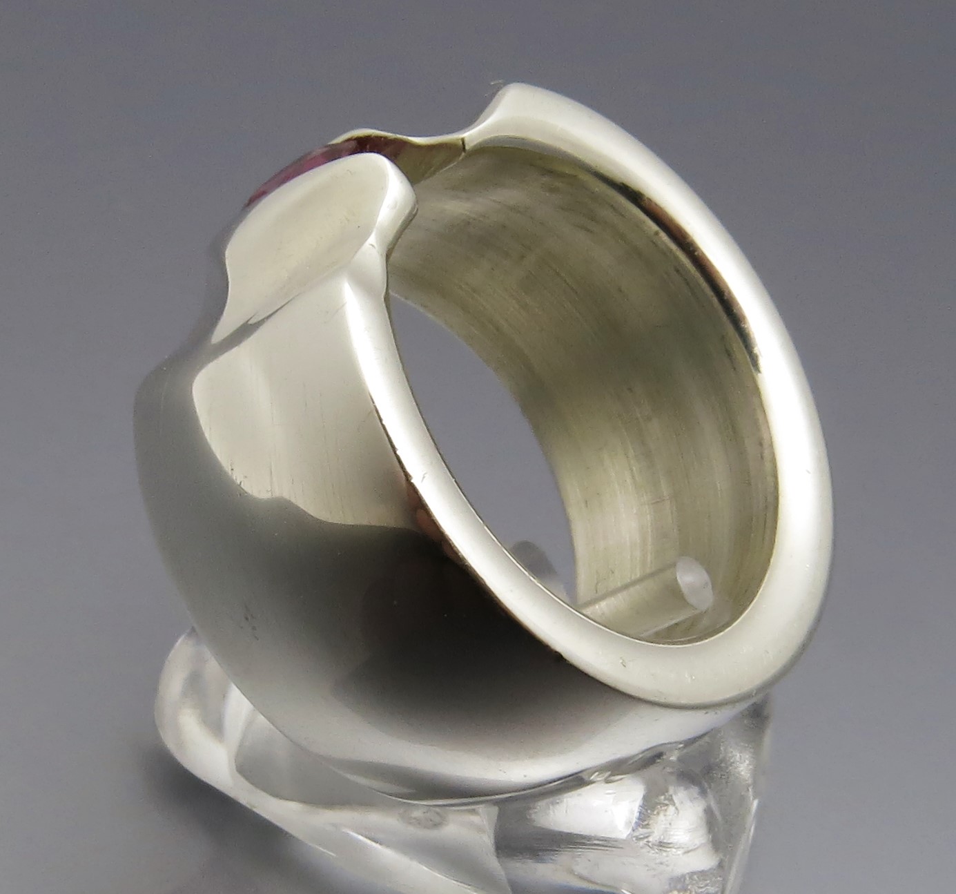 Breiter Rubin Spannring "Fields" – Bild 3