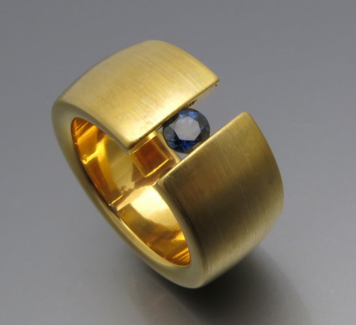 Breiter Safir Spannring "Color" – Bild 2