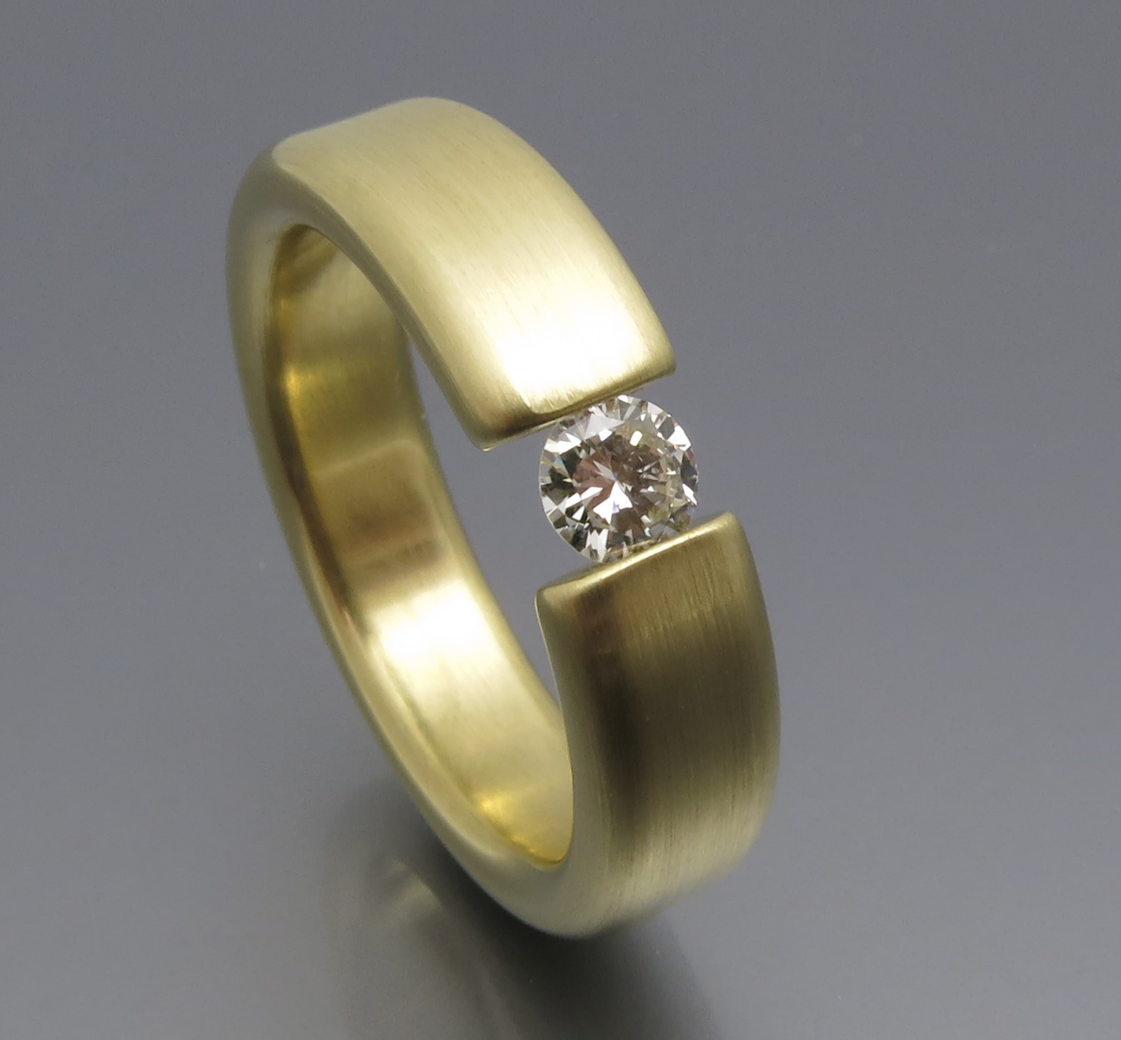 Eleganter Brillant Spannring - Klassiker – Bild 2