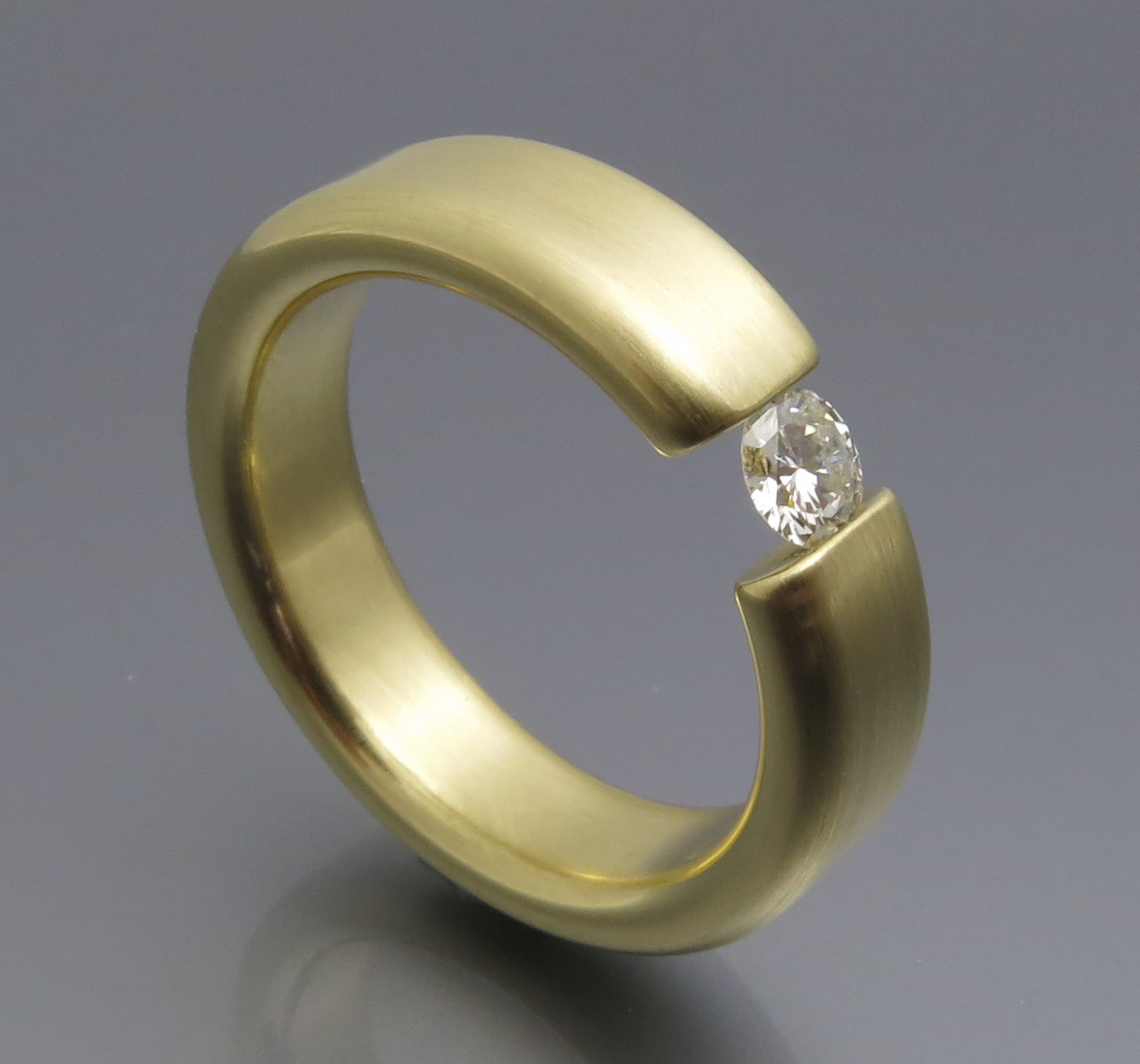 Eleganter Brillant Spannring - Klassiker – Bild 3