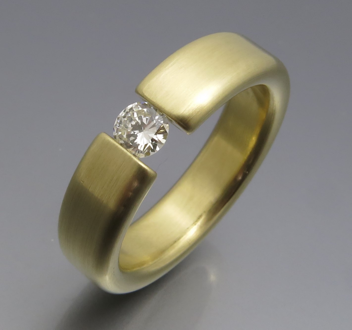 Eleganter Brillant Spannring - Klassiker – Bild 4