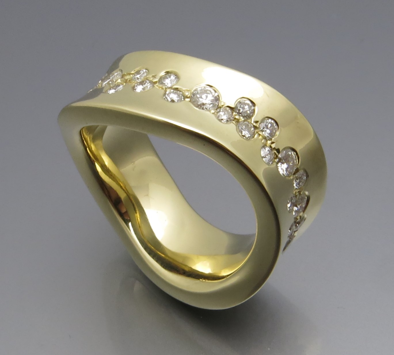 Brillant Sternenhimmel Ring "Welle" - Angebot! – Bild 3