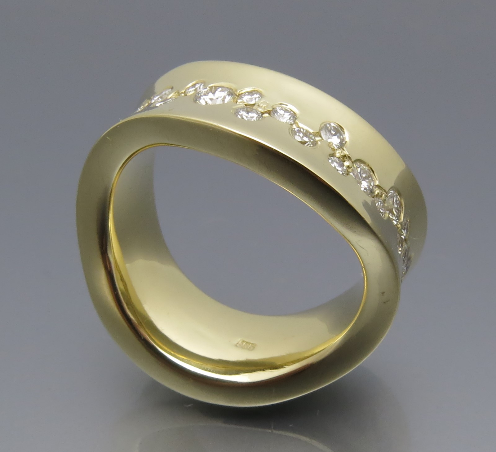 Brillant Sternenhimmel Ring "Welle" - Angebot! – Bild 6