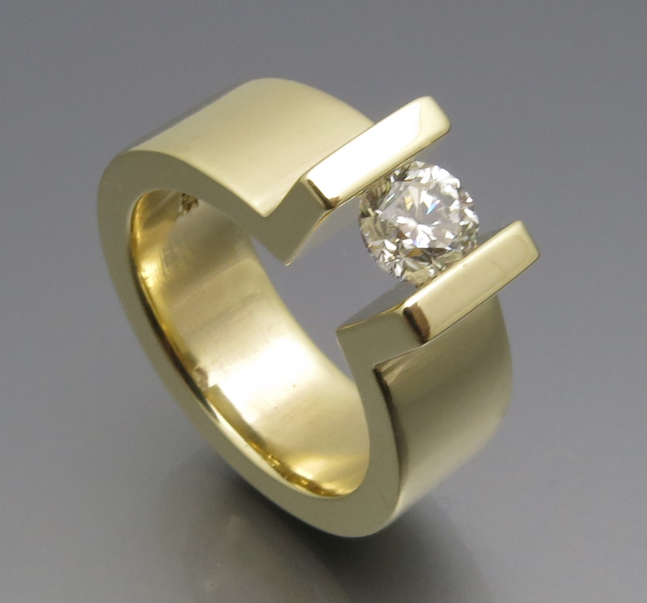 Eleganter Brillant Spannring "Peak"