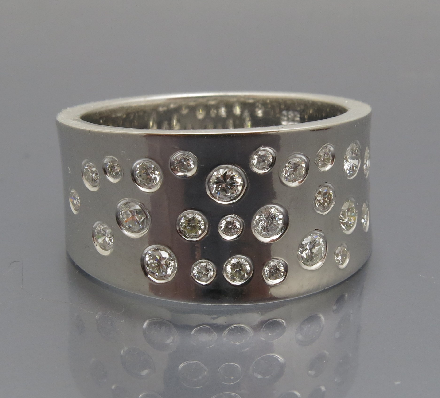Topschöner Brillant Sternenhimmel Ring – Bild 5