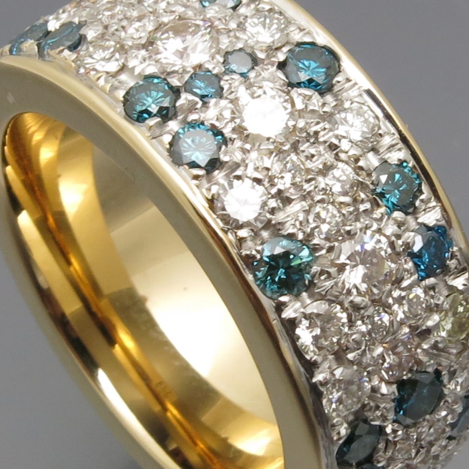 Exklusiver Brillant Sternenhimmel Ring