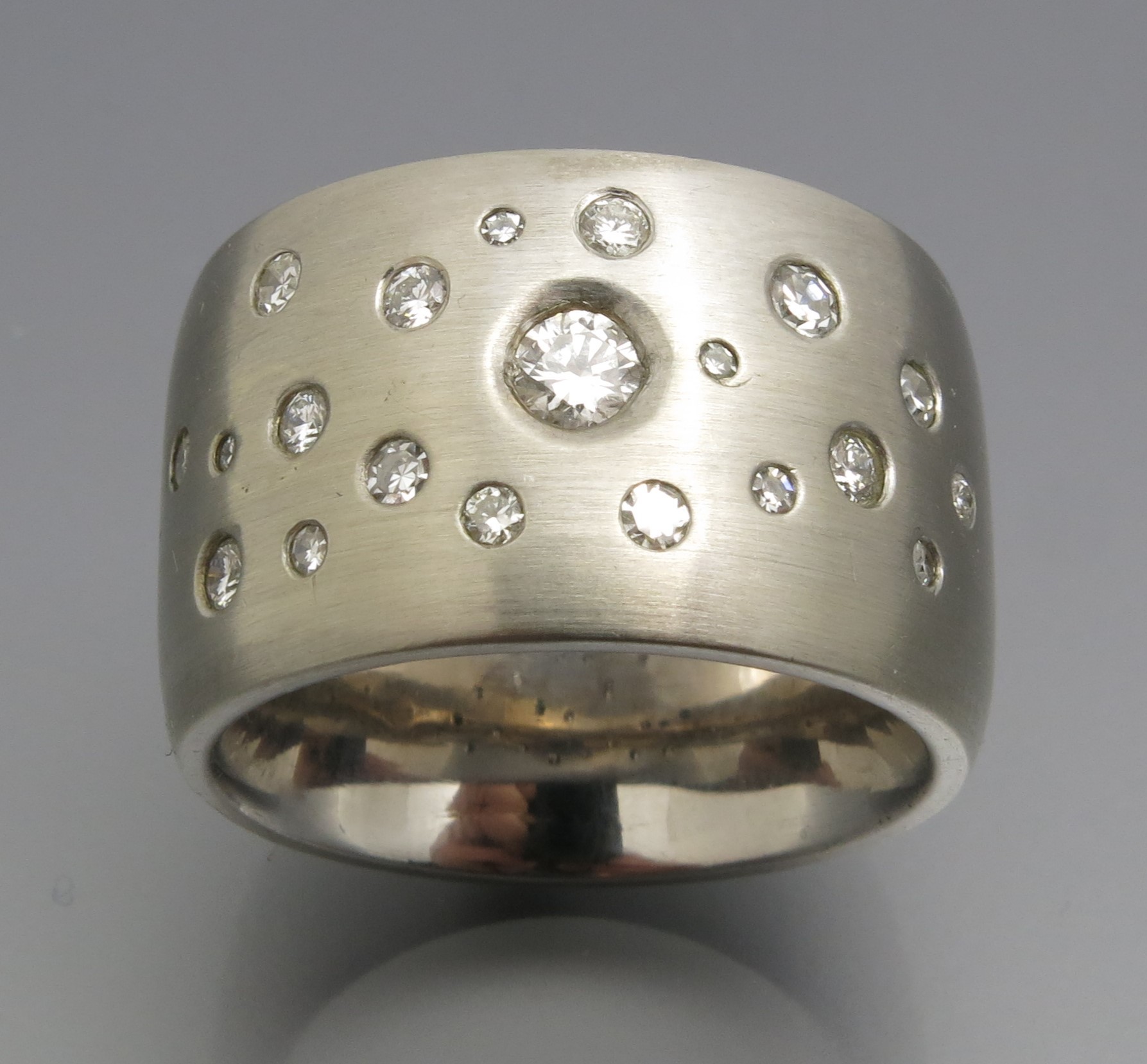 Toller Diamant Sternenhimmel Ring