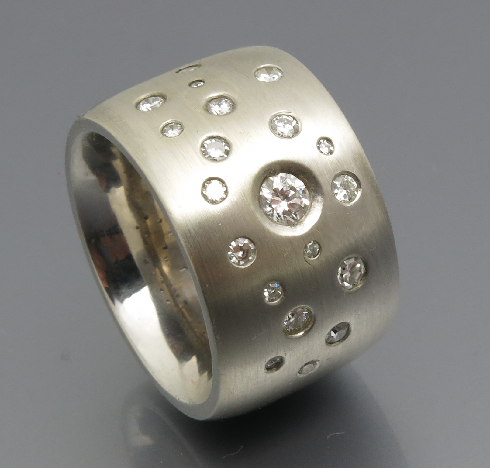 Toller Diamant Sternenhimmel Ring – Bild 3