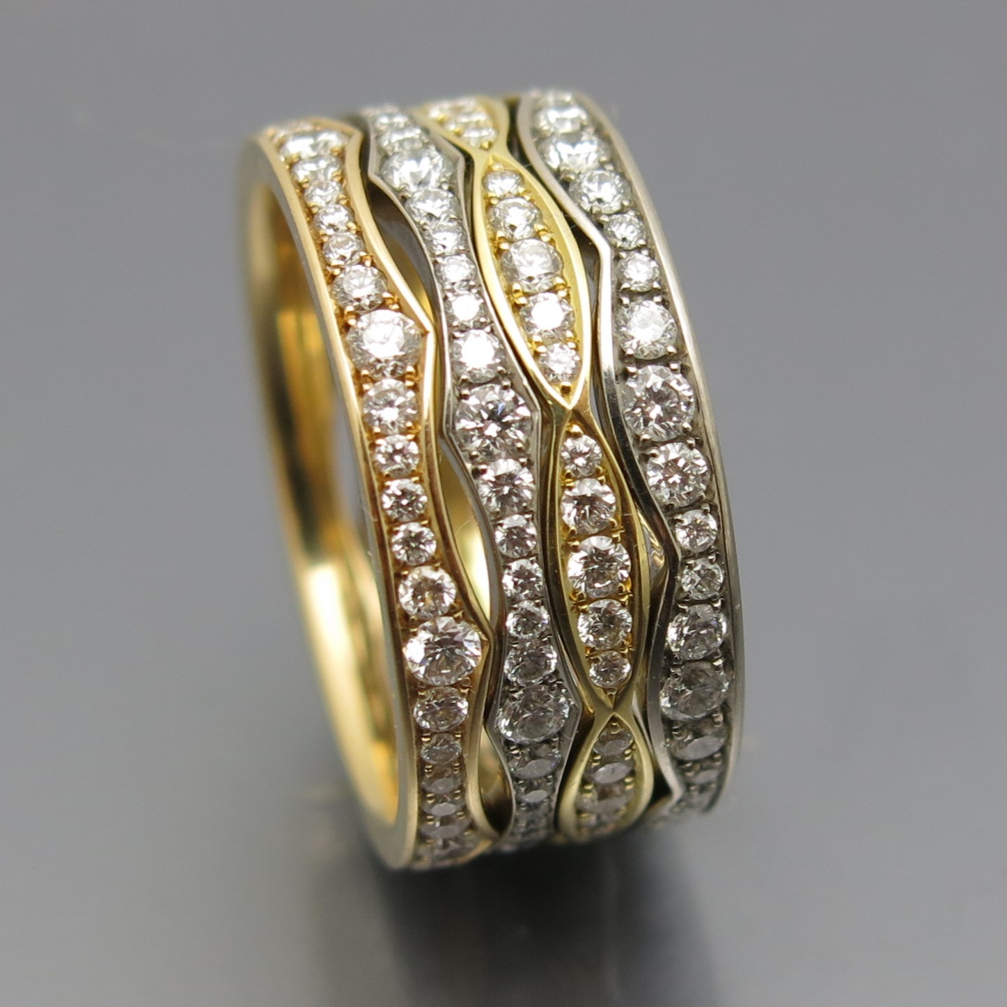 Toller Vierfach Diamant Memoire Ring – Bild 3
