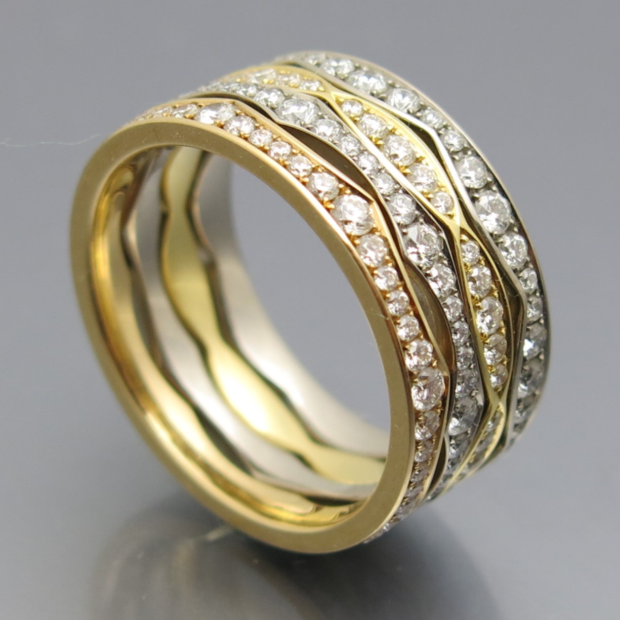 Toller Vierfach Diamant Memoire Ring – Bild 4