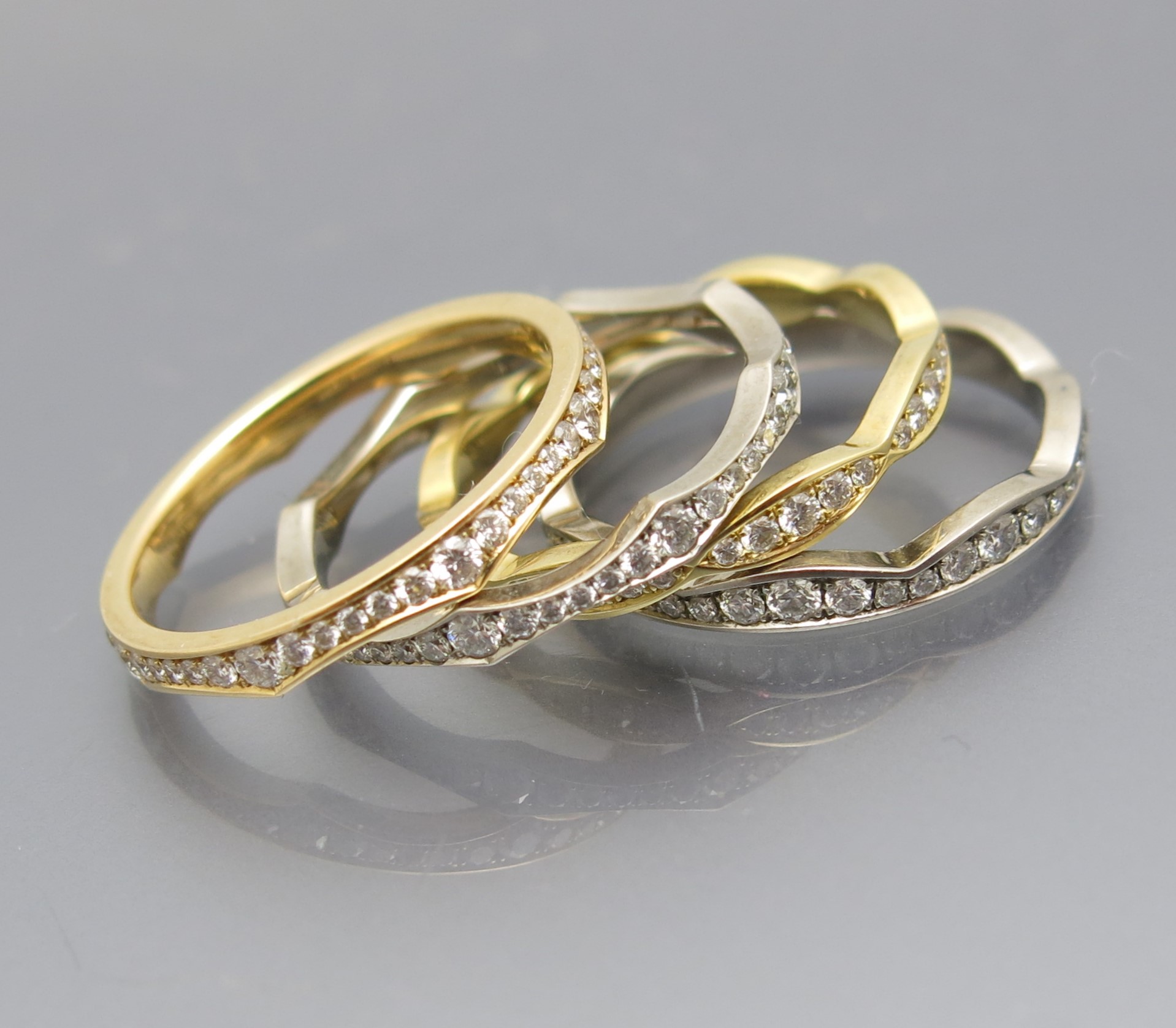 Toller Vierfach Diamant Memoire Ring – Bild 5